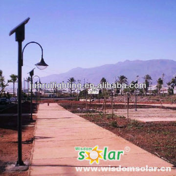 Hot-selling CE solar LED street light road lamp for outdoor lighting